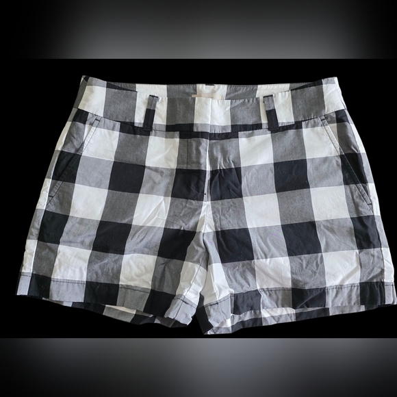 LOFT Black and White Gingham Flat Front Shorts Size 2 - Picture 1 of 4